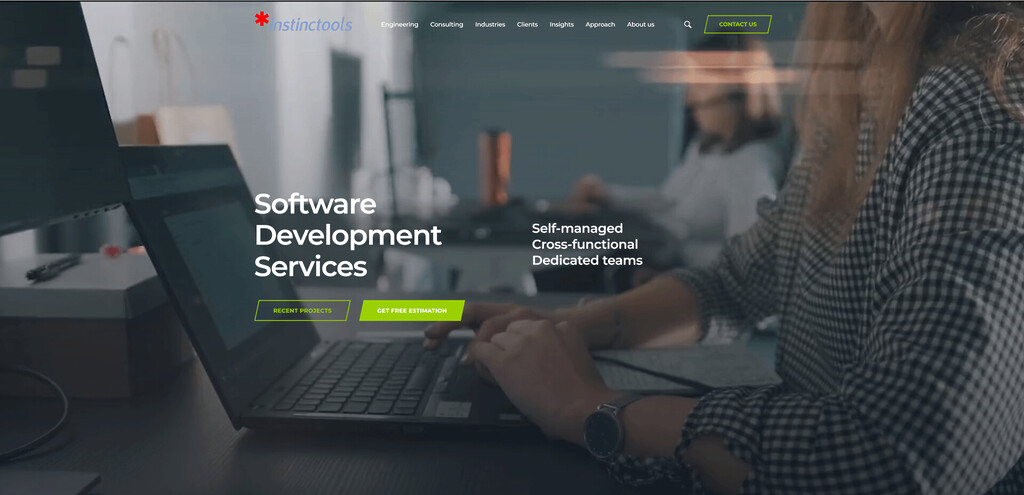 *instinctools Website Header