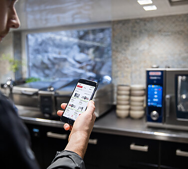 Reference Falkenstein 9085 flexible arm iKitchen de DE 1218584 image office - Quality Across the Board: RATIONAL’s ConnectedCooking