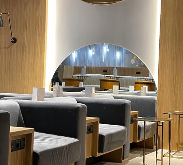 airport lounge access management, airport lounge management software, digital transformation airports